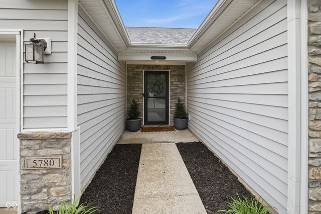 5780 Blue Sky Drive, Whitestown, IN 46075