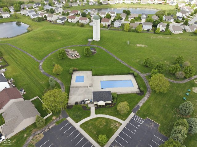 5780 Blue Sky Drive, Whitestown, IN 46075