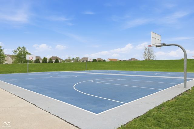 5780 Blue Sky Drive, Whitestown, IN 46075