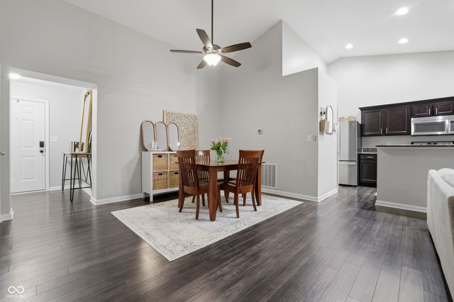 5780 Blue Sky Drive, Whitestown, IN 46075
