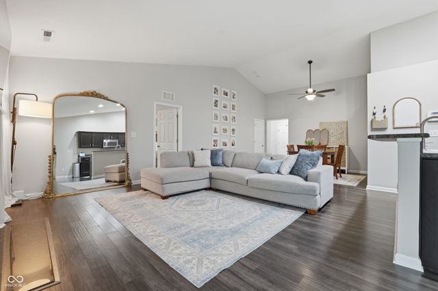 5780 Blue Sky Drive, Whitestown, IN 46075