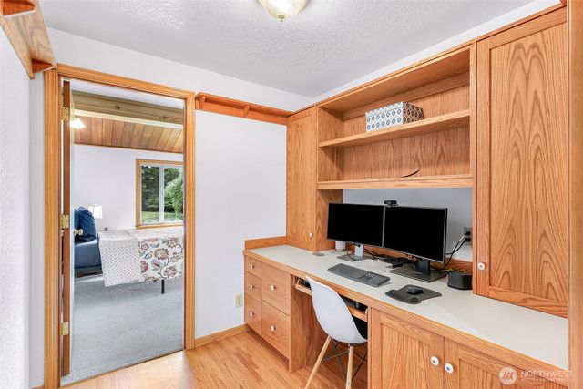 9515 Sunrise Road, Blaine, WA 98230