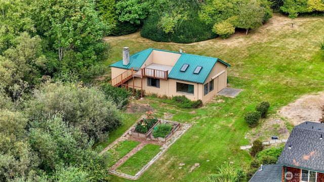 9515 Sunrise Road, Blaine, WA 98230