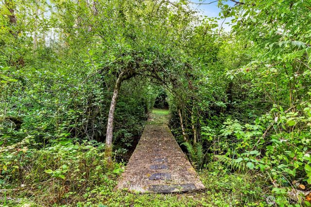 9515 Sunrise Road, Blaine, WA 98230