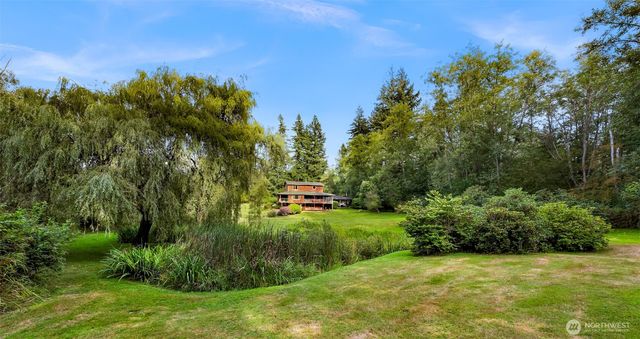 9515 Sunrise Road, Blaine, WA 98230