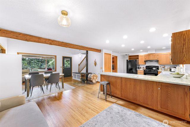 9515 Sunrise Road, Blaine, WA 98230