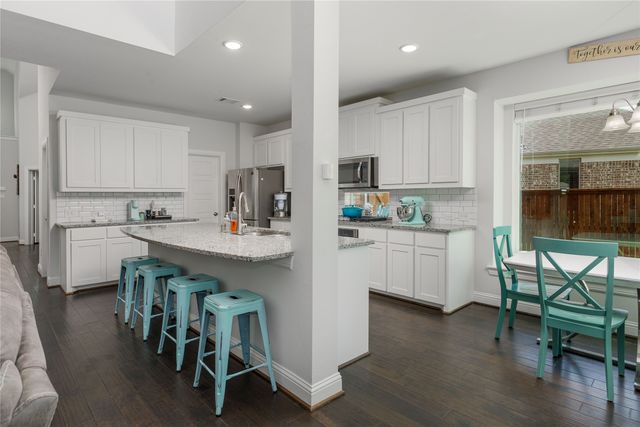 941 Nathanael Greene Court, Aubrey, TX 76227