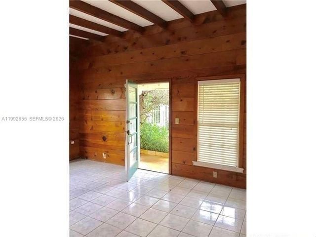 809 NE 17th Ave 1, Fort Lauderdale, FL 33304