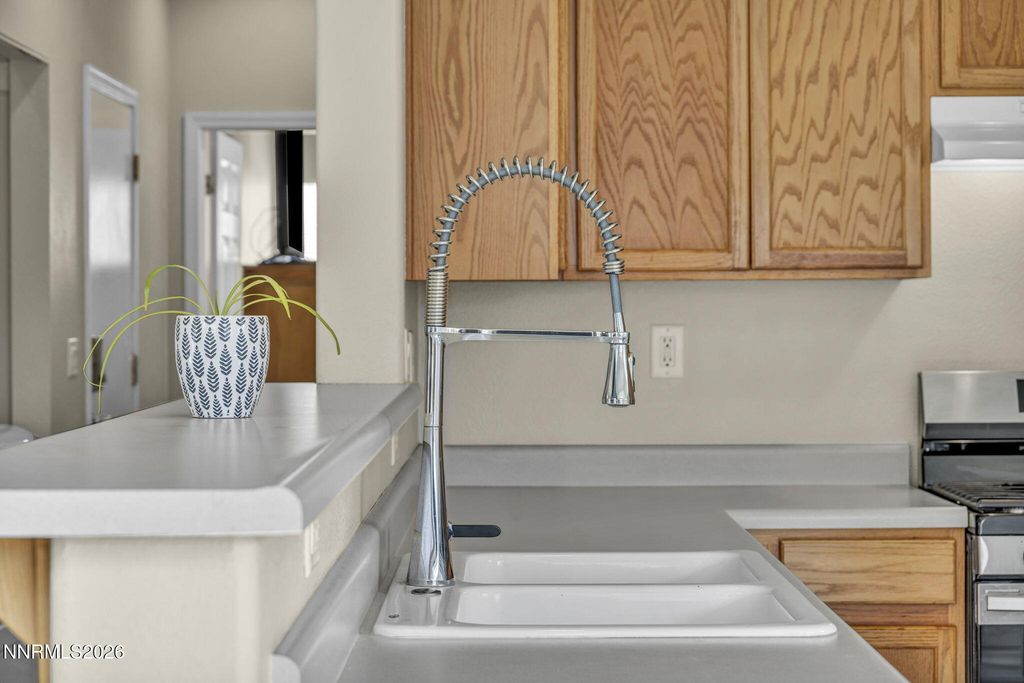 Image 20 of property listing at 5421 Desert Peach Drive, Sparks, NV 89436