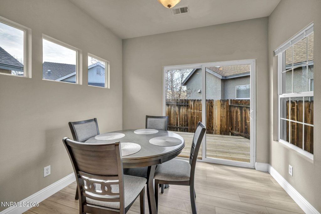 Image 24 of property listing at 5421 Desert Peach Drive, Sparks, NV 89436