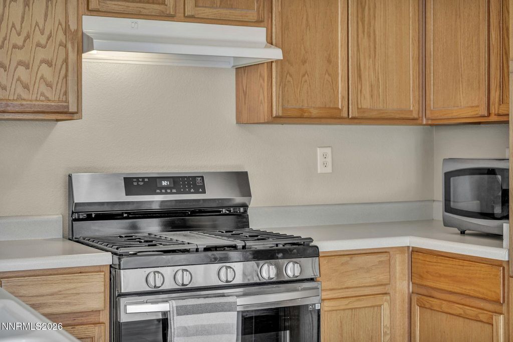 Image 25 of property listing at 5421 Desert Peach Drive, Sparks, NV 89436