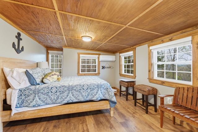 716 Still Point Rd, Smithville, TN 37166