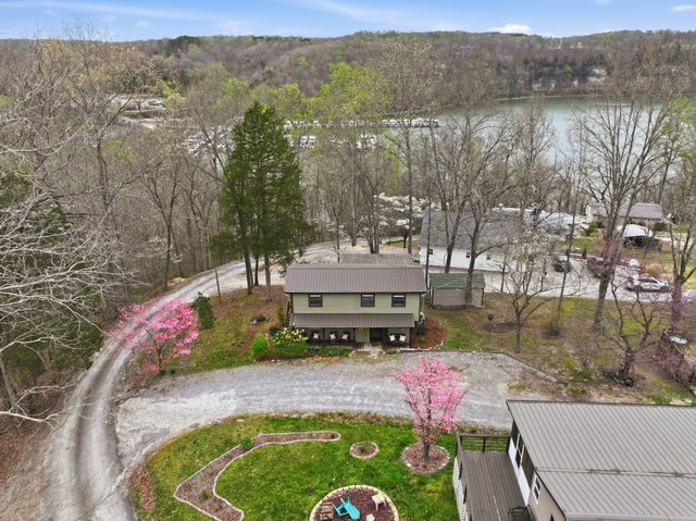716 Still Point Rd, Smithville, TN 37166