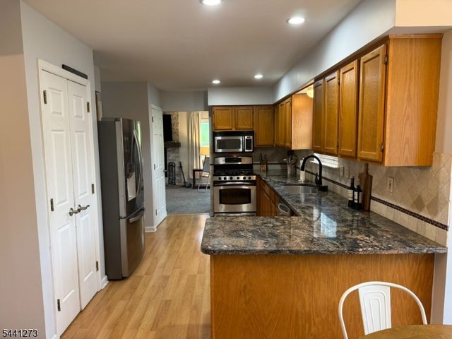 4 Fox Chase Rd, White Twp., NJ 07863