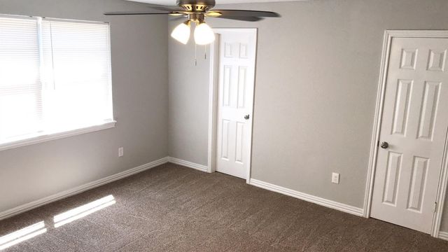 205 Grantham Road, Baytown, TX 77521