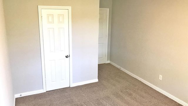 205 Grantham Road, Baytown, TX 77521