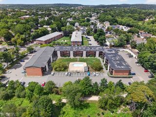 14 Arizona Ter 8, Arlington, MA 02474
