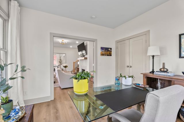 1118 Riverwood Dr, Nashville, TN 37216