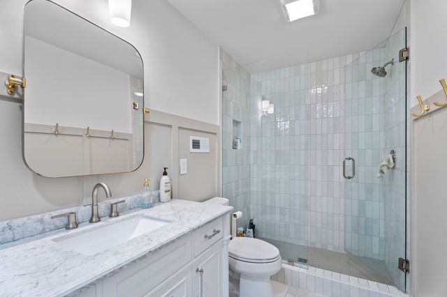 1118 Riverwood Dr, Nashville, TN 37216