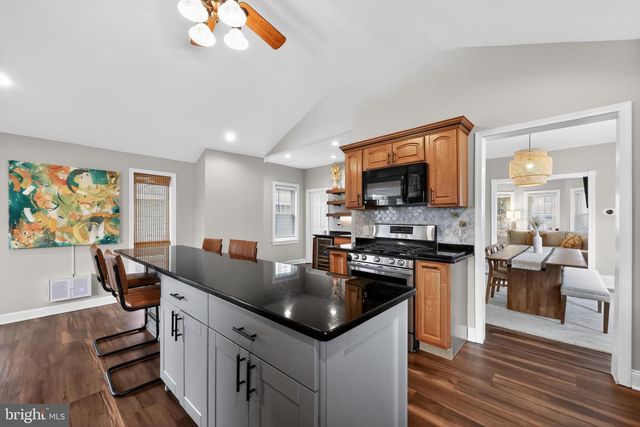 208 RICHEY AVE, Collingswood, NJ 08107