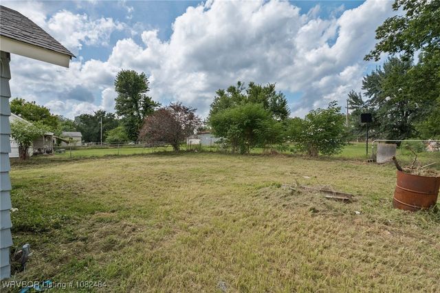 28110 Highway 22, Charleston, AR 72933