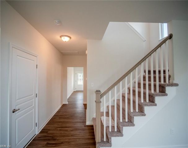 9630 Worth ST, Norfolk, VA 23503