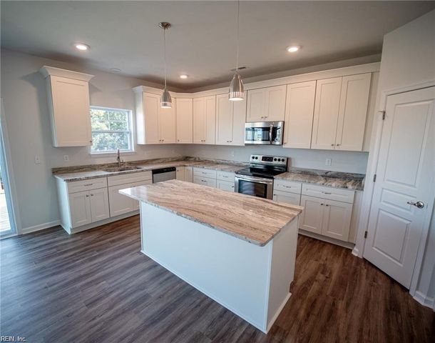9630 Worth ST, Norfolk, VA 23503