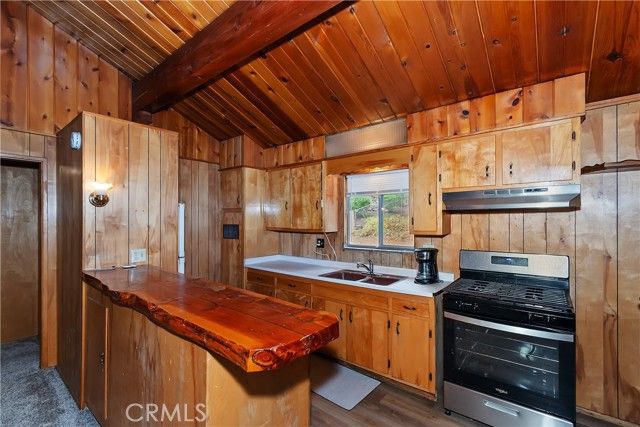 43115 Moonridge Road, Big Bear Lake, CA 92315