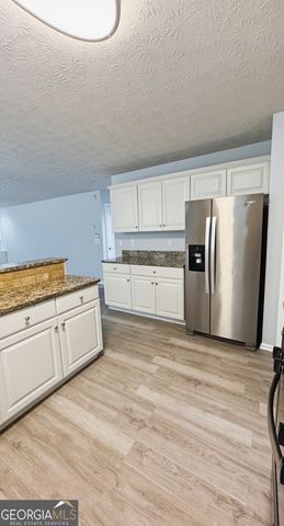 326 Canterbury Place Drive, Suwanee, GA 30024