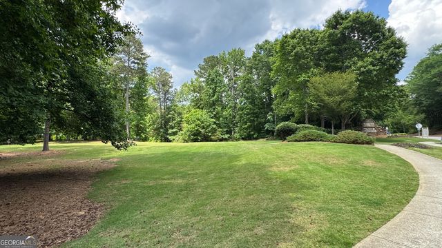 326 Canterbury Place Drive, Suwanee, GA 30024