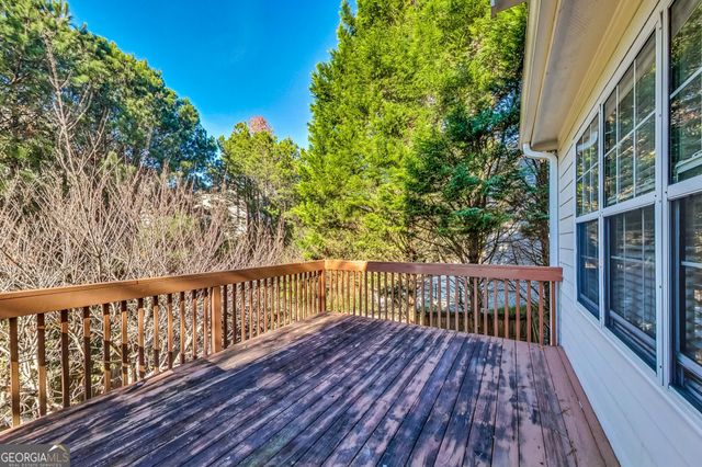 326 Canterbury Place Drive, Suwanee, GA 30024