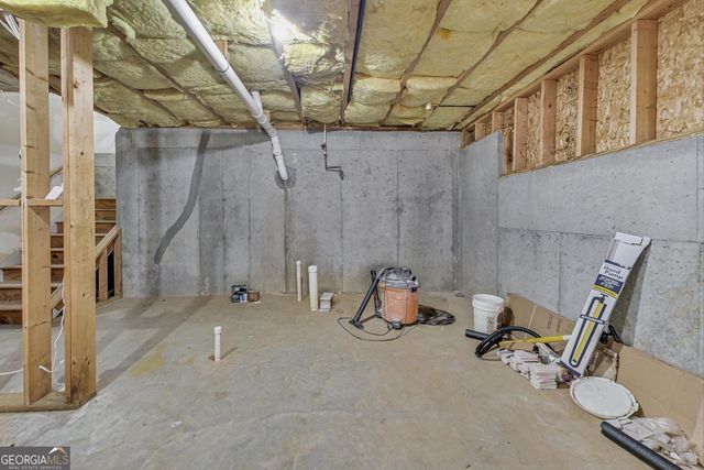 326 Canterbury Place Drive, Suwanee, GA 30024