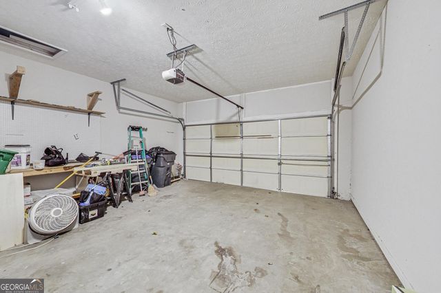 326 Canterbury Place Drive, Suwanee, GA 30024
