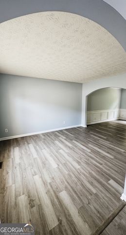 326 Canterbury Place Drive, Suwanee, GA 30024