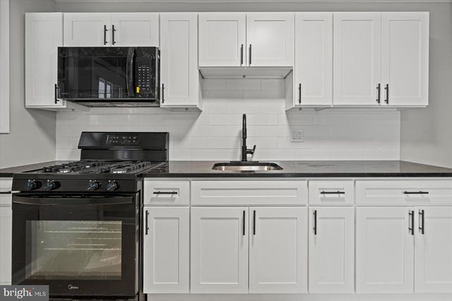 306 CAPITOL CT, Baltimore, MD 21221