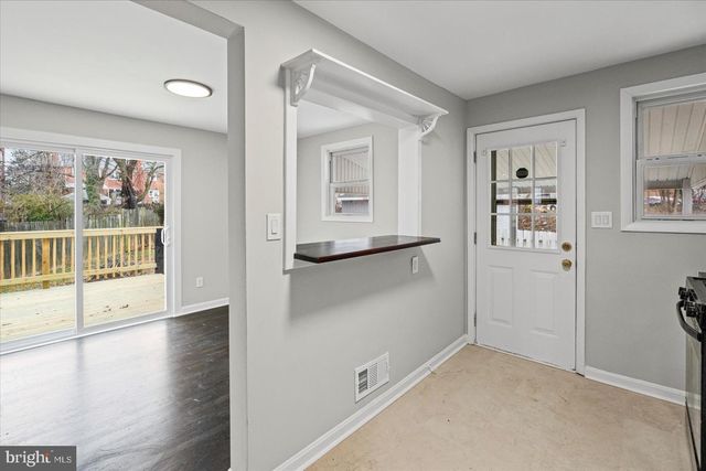 306 CAPITOL CT, Baltimore, MD 21221