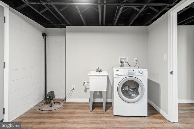 306 CAPITOL CT, Baltimore, MD 21221