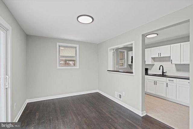 306 CAPITOL CT, Baltimore, MD 21221