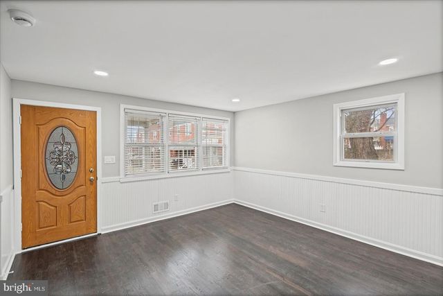 306 CAPITOL CT, Baltimore, MD 21221