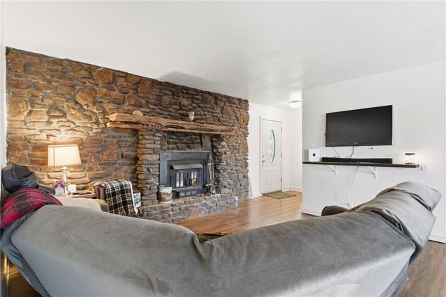 16295 Cypress Lane, Rogers, AR 72756