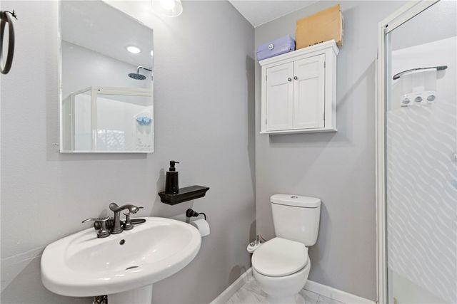 16295 Cypress Lane, Rogers, AR 72756