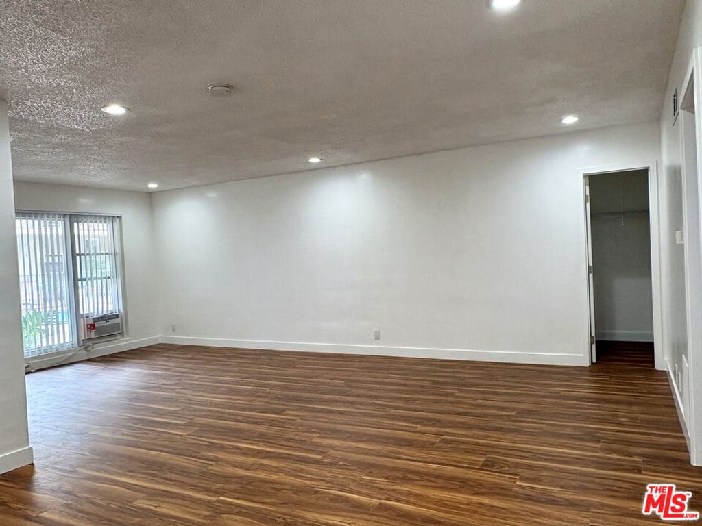 11670 W Sunset Boulevard 109, Los Angeles, CA 90049 — photo 4