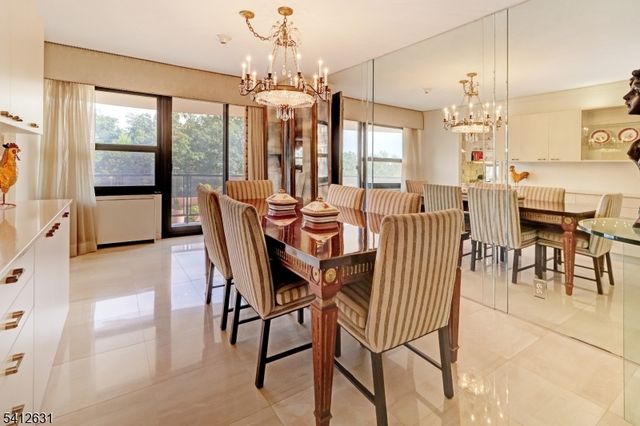 2 Claridge Dr. 2HW, Verona Twp., NJ 07044