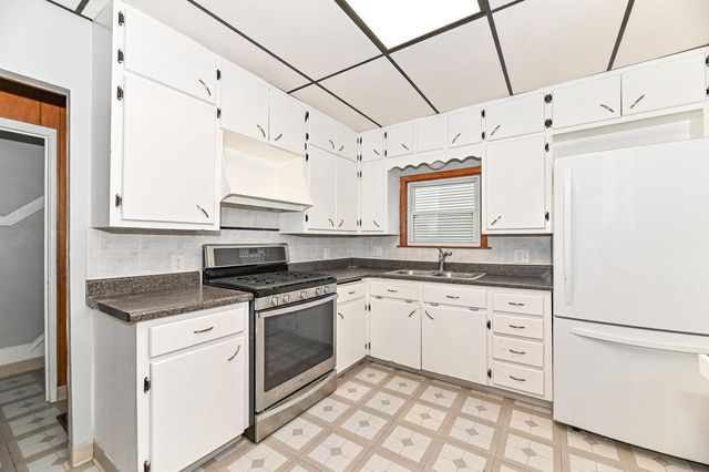 2159 Clarence AVENUE, Racine, WI 53405