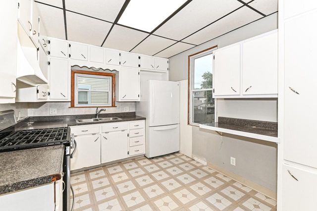 2159 Clarence AVENUE, Racine, WI 53405