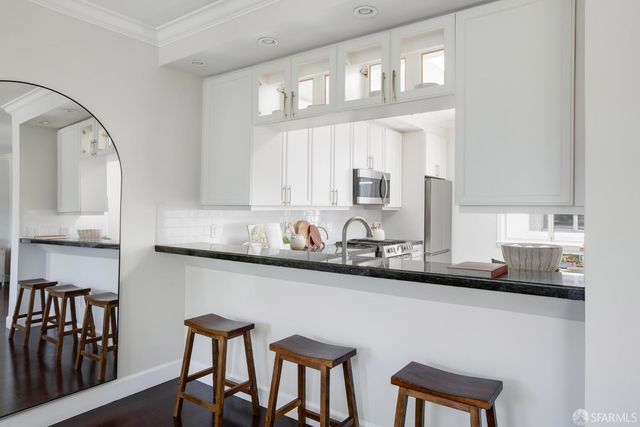2172 Fell Street, San Francisco, CA 94117