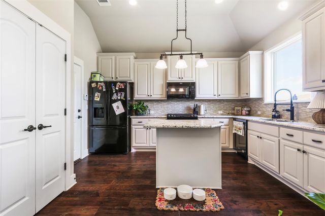 9407 McKnight LOOP 9, Austin, TX 78717