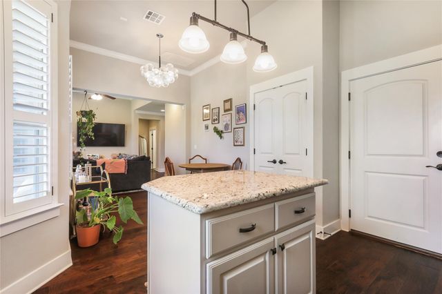 9407 McKnight LOOP 9, Austin, TX 78717