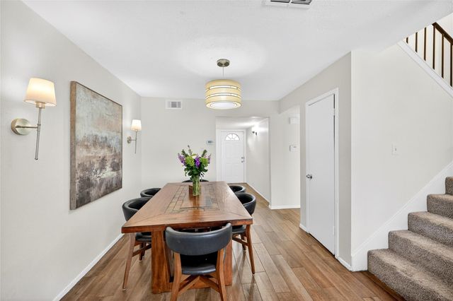 6975 Chasewood Drive, Houston, TX 77489