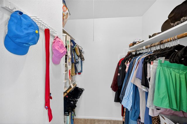 6975 Chasewood Drive, Houston, TX 77489